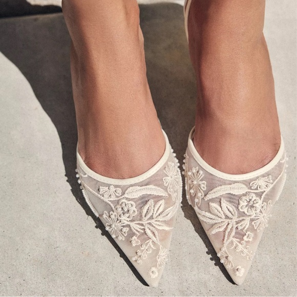 ZARA embroidered mesh slingbacks - Picture 1 of 6